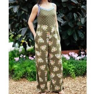 Matilda Jane Let’s Go Together Work of Art  Floral Green Jumpsuit, Size Medium